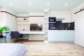 Studio near Queensway station